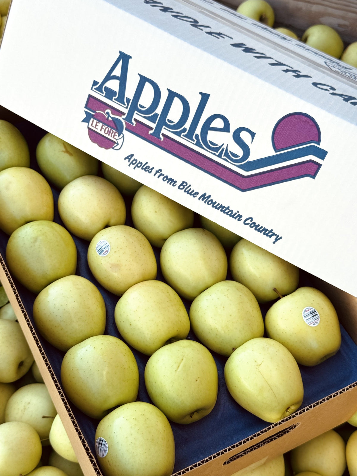 Golden Delicious Apples — Family Orchard Box | 20 lb